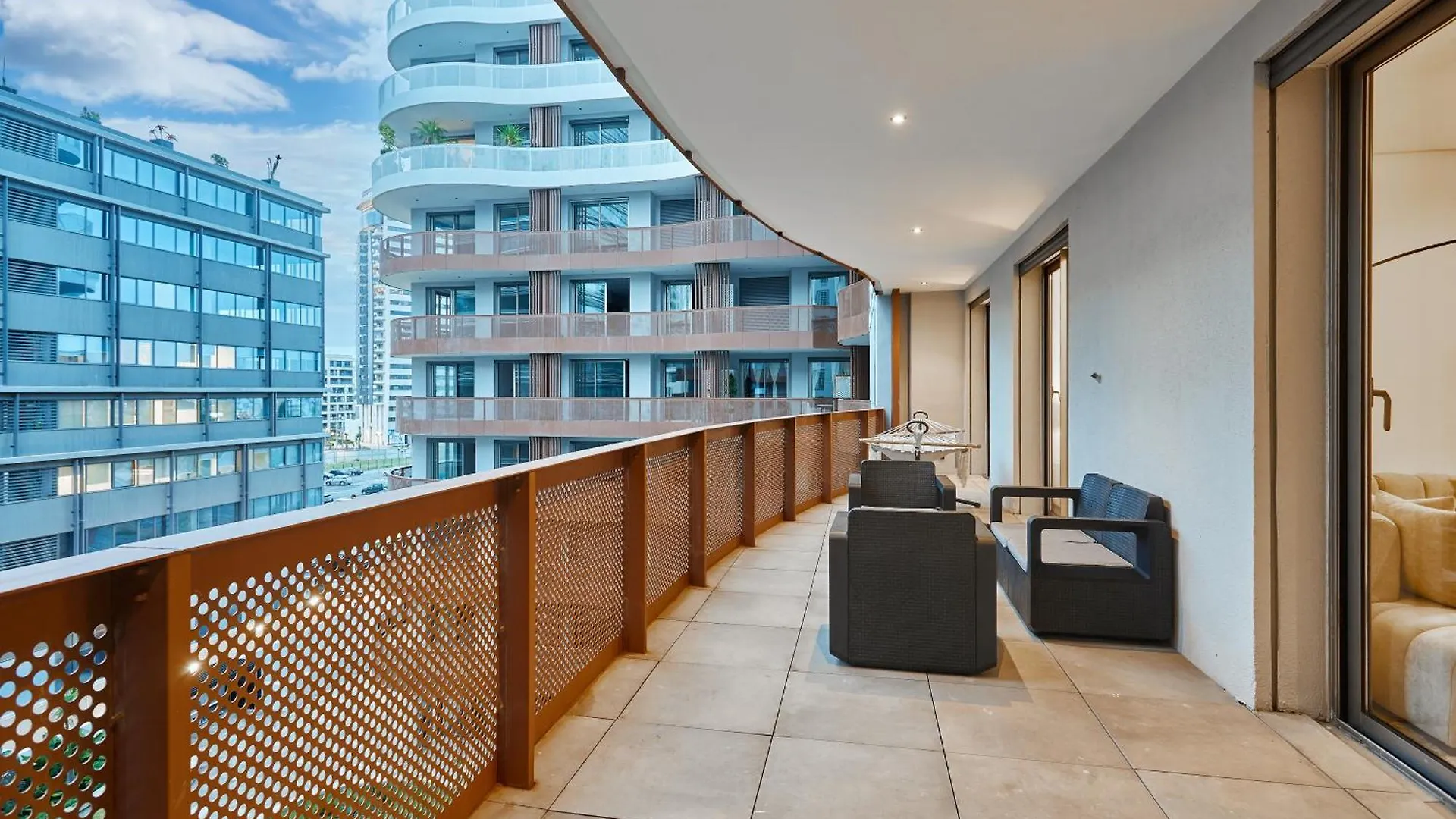 Appartement Modern Unit In Casa Finance City With Free Parking Casablanca
